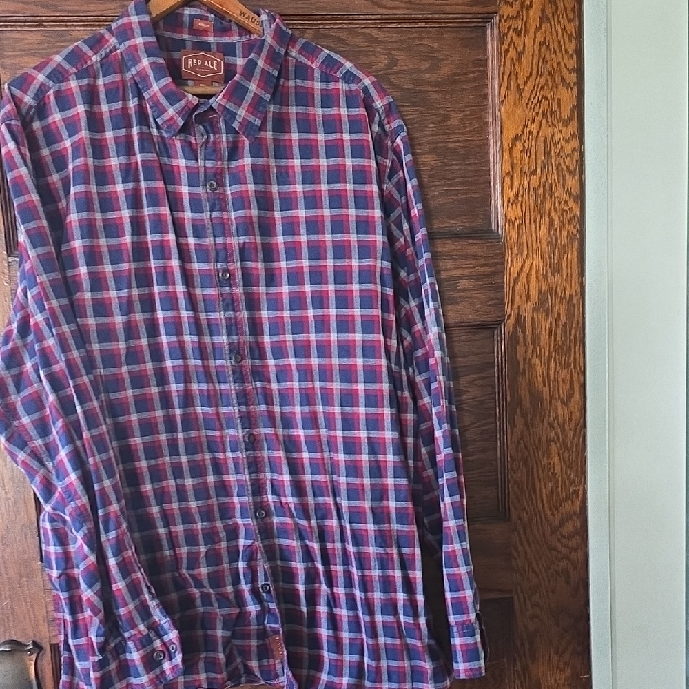Men's Casual Plaid Button-Down Shirt